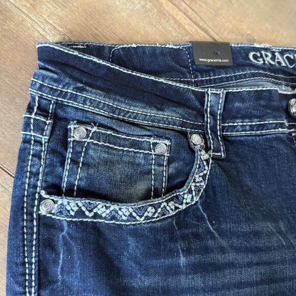 Grace in L.A. Easy Fit Bootcut Jeans Size 33 NWT Embroidered Rhinestone Pockets - Picture 4 of 10